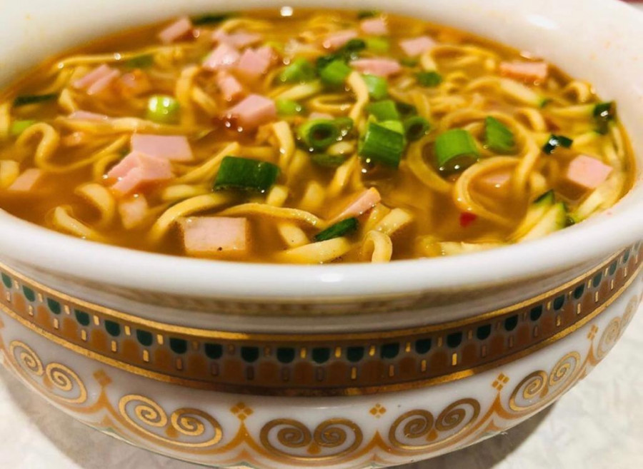 Как «Доширак», только лучше. Сайдара Хомус о якутской лапше быстрого приготовления | 22.11.2019 | Якутск - БезФормата