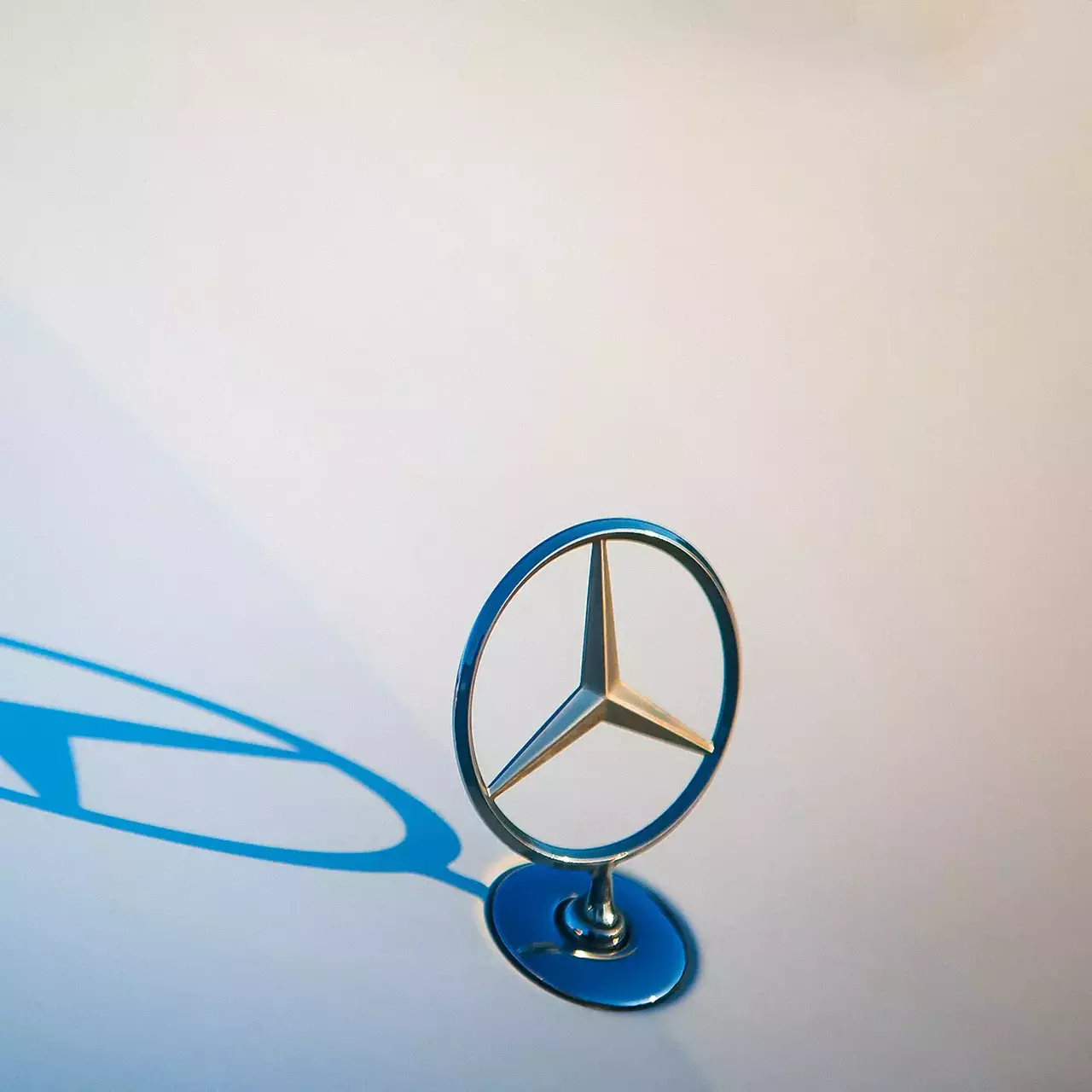 Автозапчасти для автомобилей Mercedes-Benz